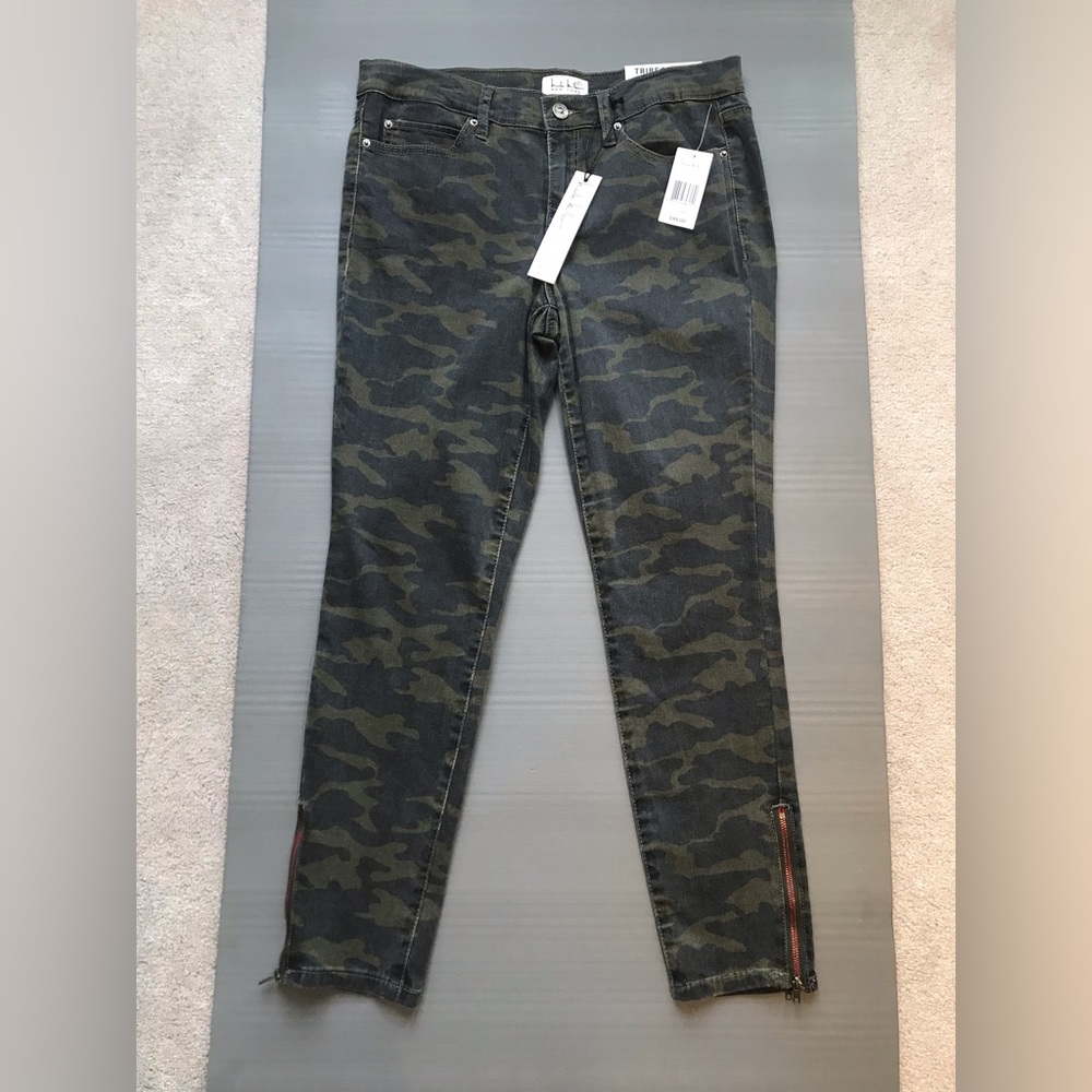 Nicole Miller camo skinny jeans